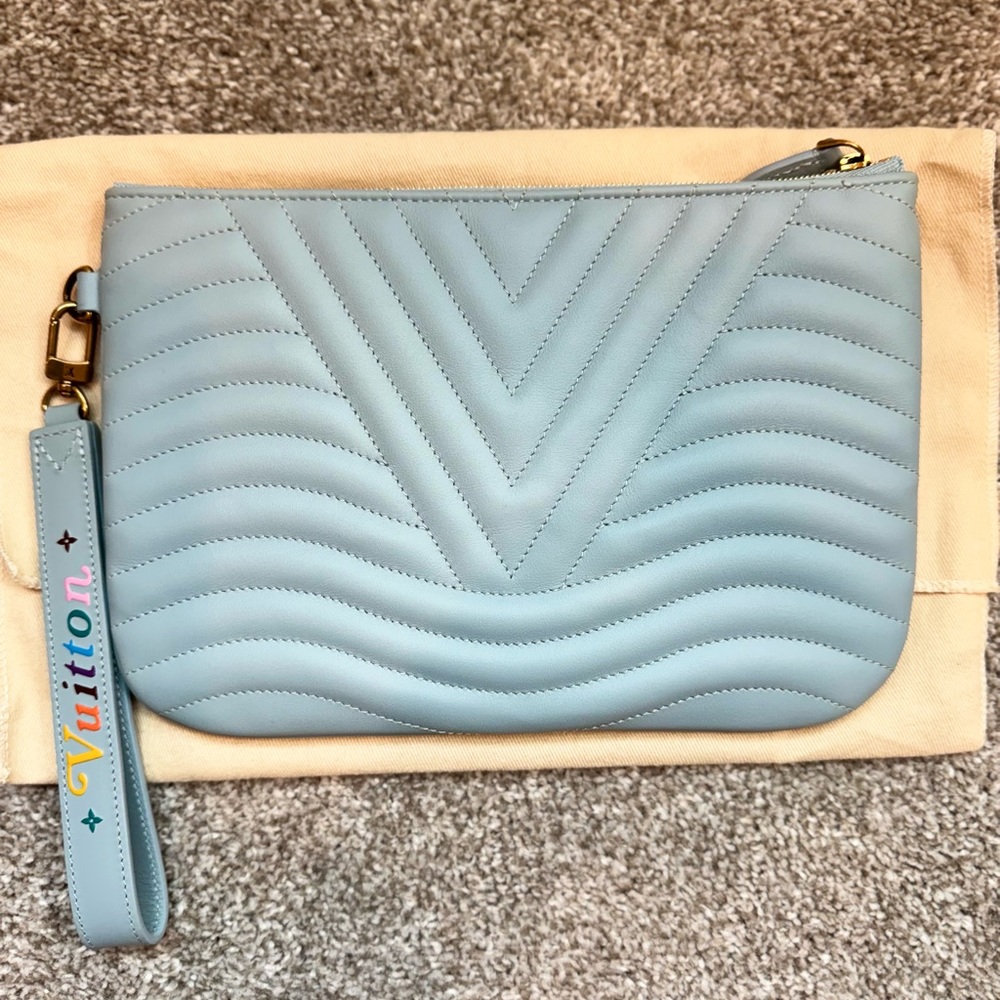 AUTHENTIC NEW WAVE ZIPPED LV POCHETTE - Picture 3 of 11